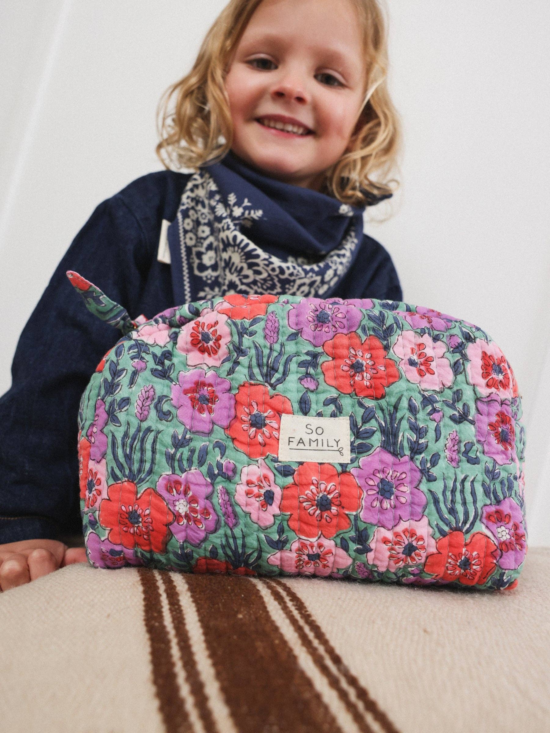 SO FAMILY - Wholesale Toiletry Bag - Women's - Indore Green Toiletry Bag2