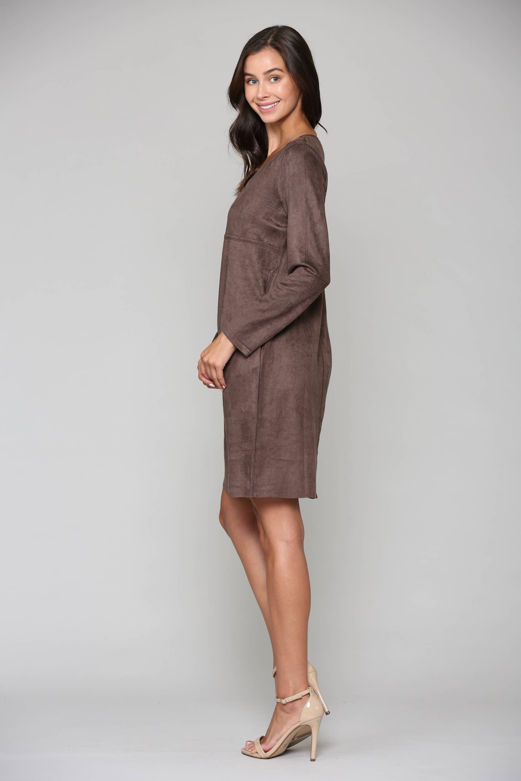 Joh Apparel – Vestido - Mulher por atacado – Vestido Aurora Stretch Camurça com Decote em V SEM Bolsos33