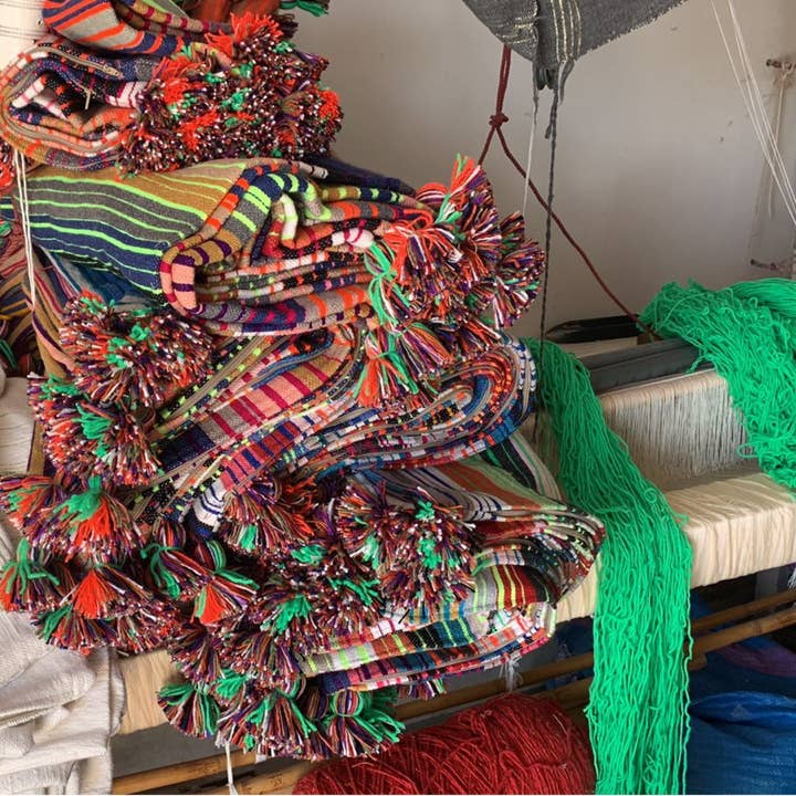 SOUK in the CITY - Wholesale Throw/Decorative Pillow - MOUIRA Multi Stripe & Pompom Cushions - 50/5011