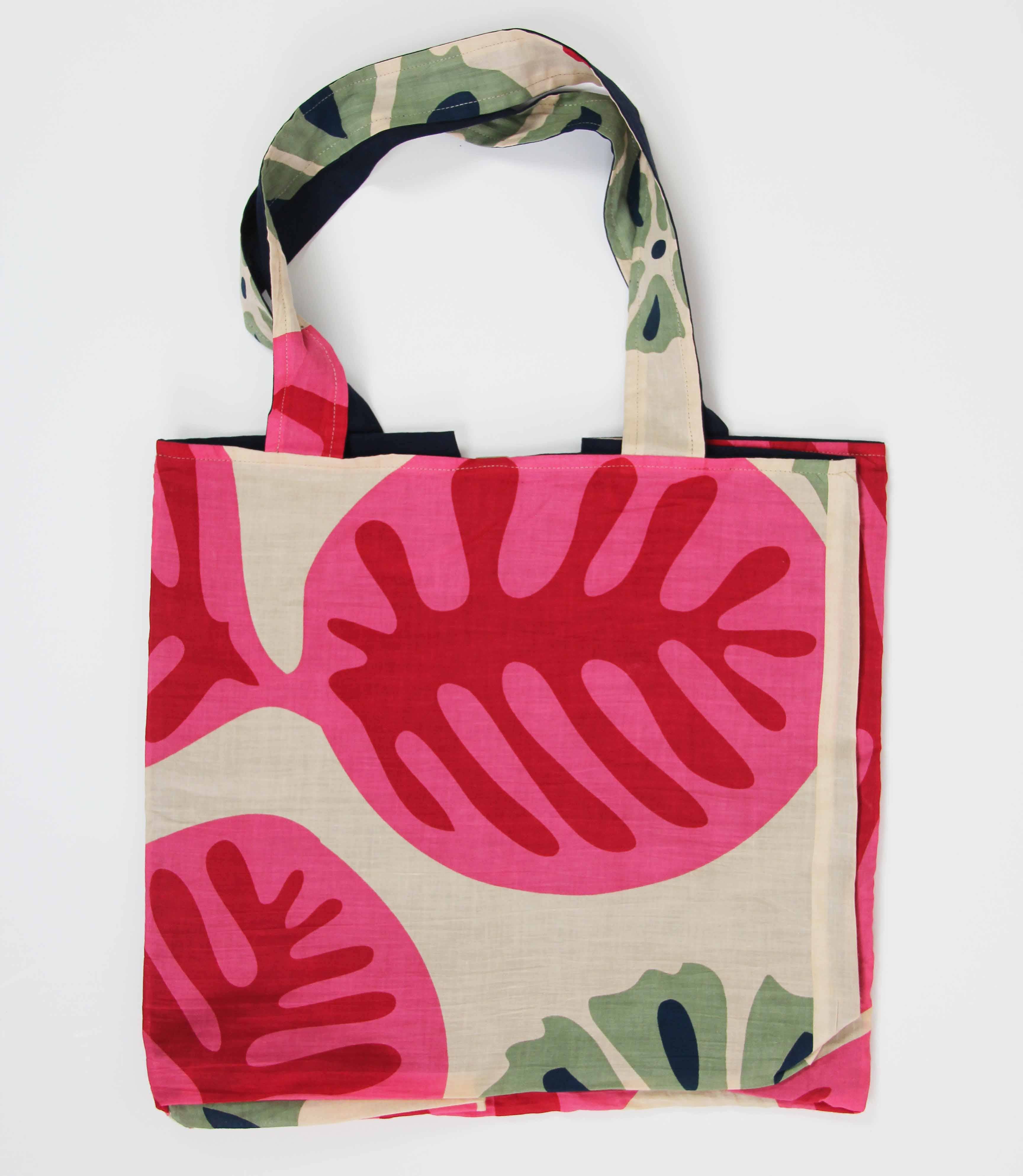 Les Belles Vagabondes - Wholesale Beach Bag - Upcycled Cotton Tote Bag Ecuador Rose Pink2