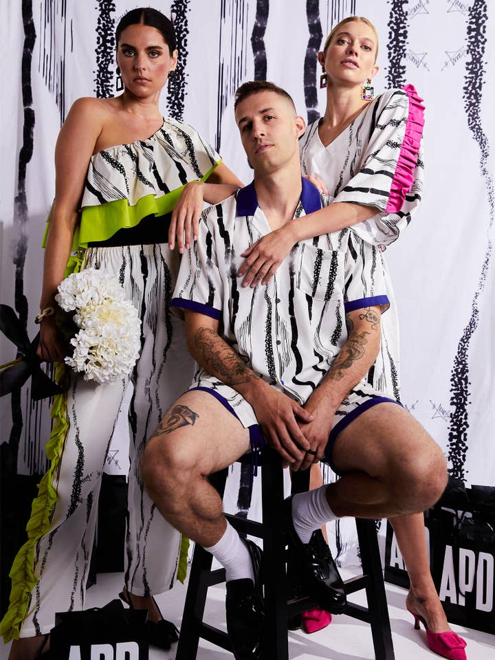 Amy Page DeBlasio - Vendita all'ingrosso Camicia button down - Uomo - Camicia abbottonata in Tencel con stampa personalizzata15