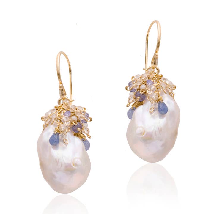 Barokparel met maansteen en tanzanite cascade voor wholesale door Chuang Yi Gallery