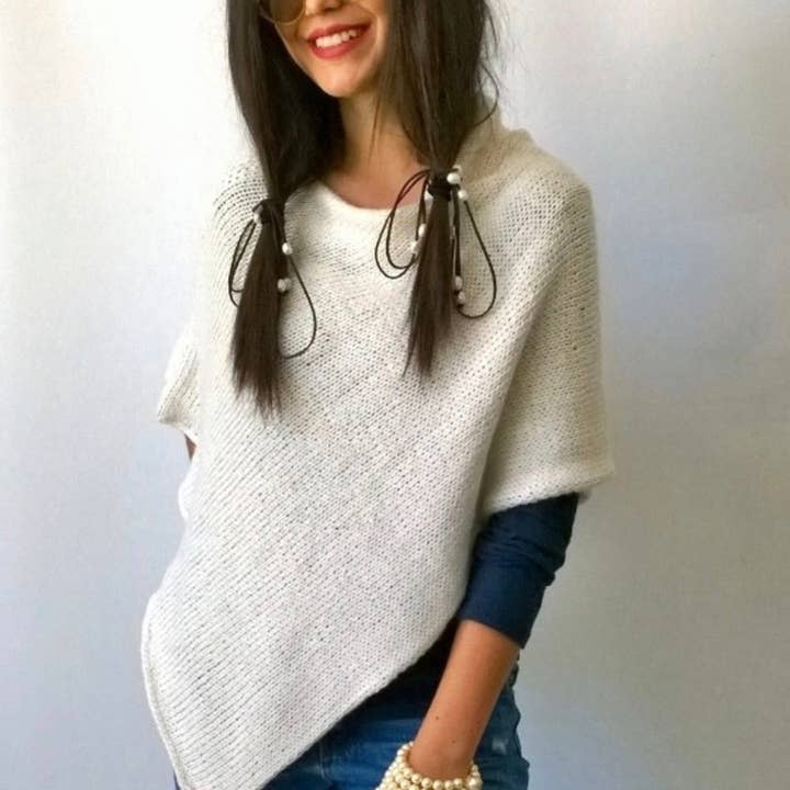 Moche Lifestyle - Wholesale Poncho - Women's - Alpaca Hand Knit Poncho Wrap: Beige Putty