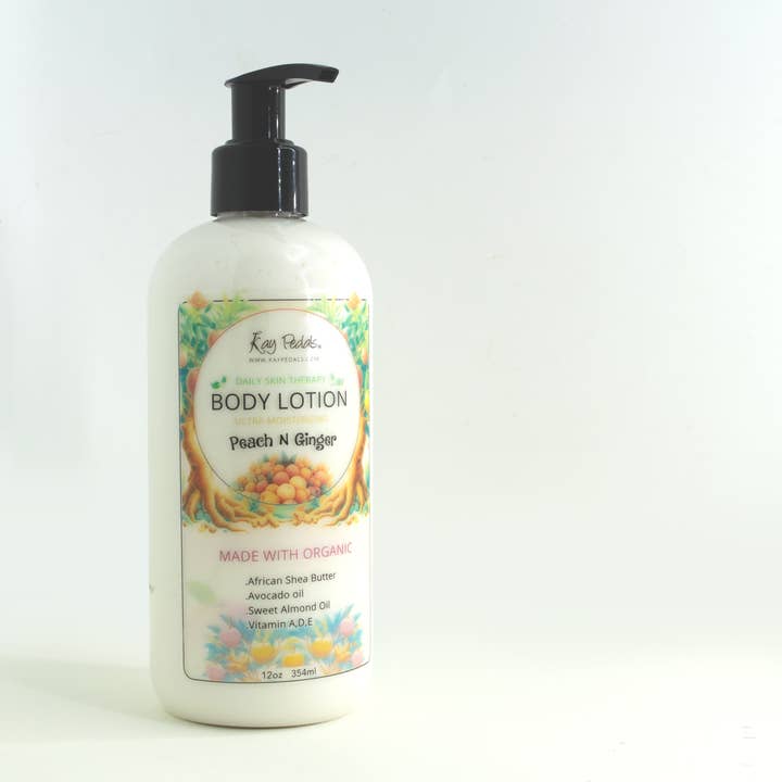 Lotion pour le corps biologique à la pêche et au gingembre | Crème pour le corps naturelle au beurre de karité | Lotion parfumée d'aromathérapie | Soin hydratant biologique pour la vente par Kay Pedals