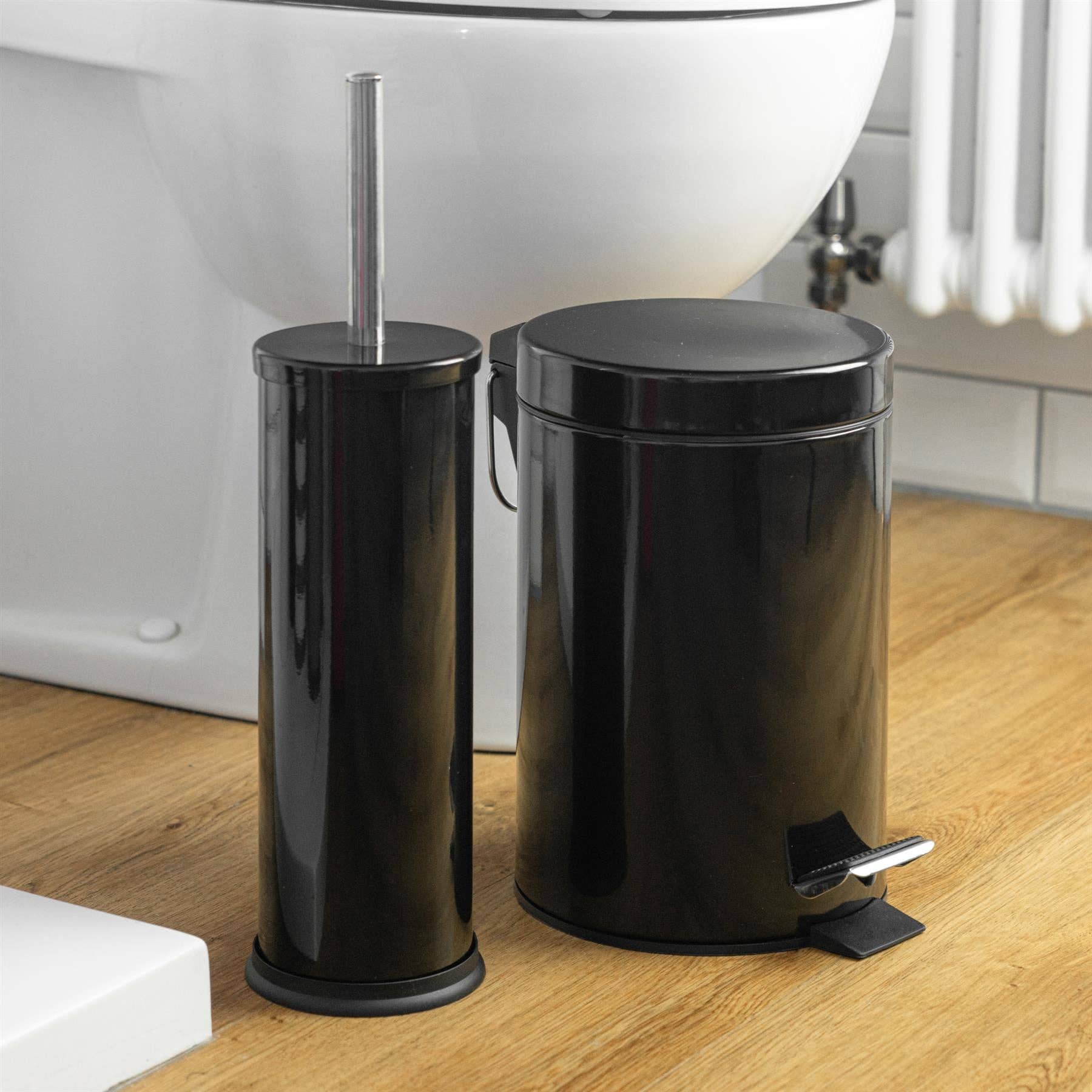 Rinkit Ltd - Wholesale Toilet Bowl Brush - Harbour Housewares Toilet Brush & Holder Set - Black2