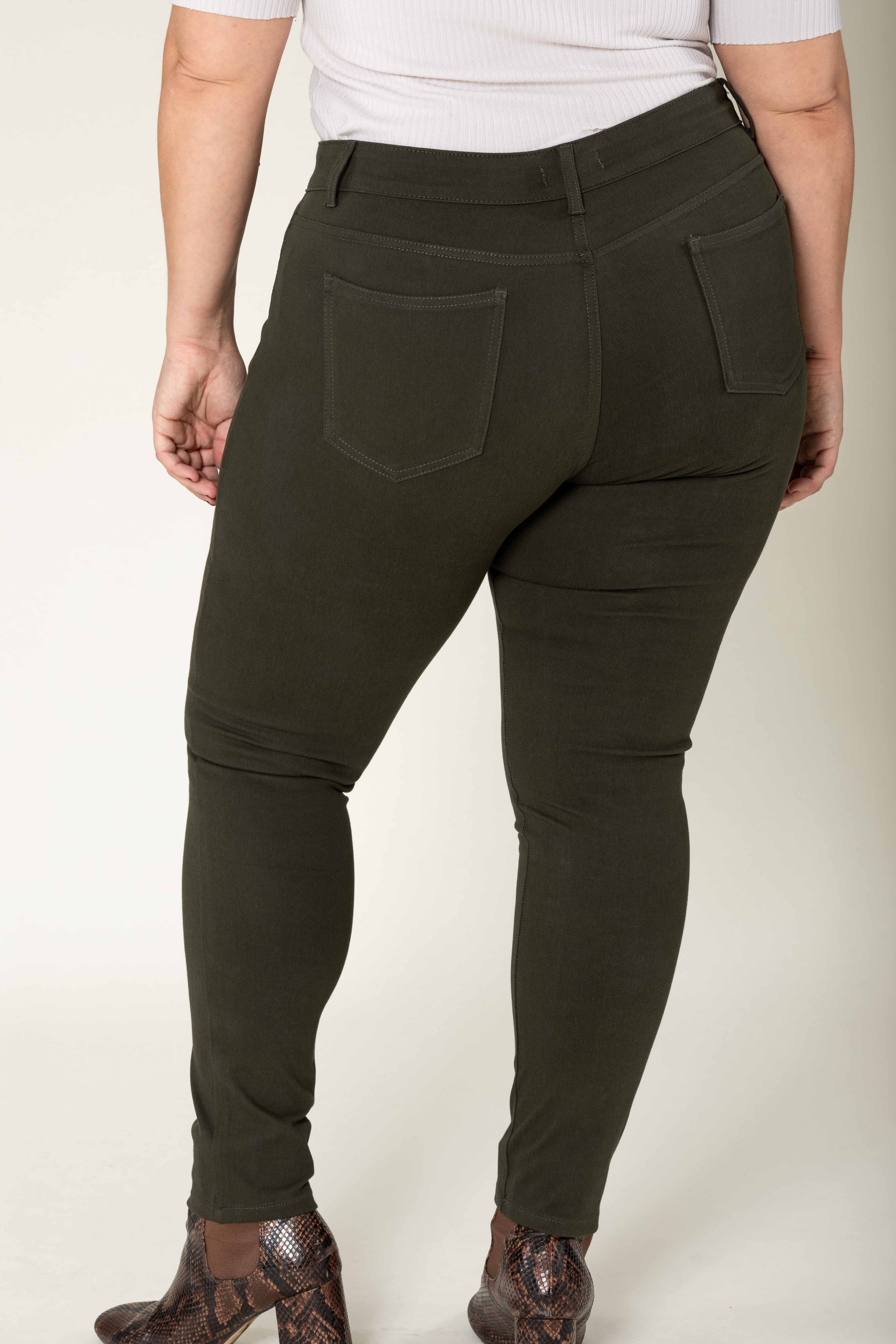 Nina Carter - Wholesale Fashion Leggings - Women's - Curve plus size stretch Legging/Jegging with Zip A00510