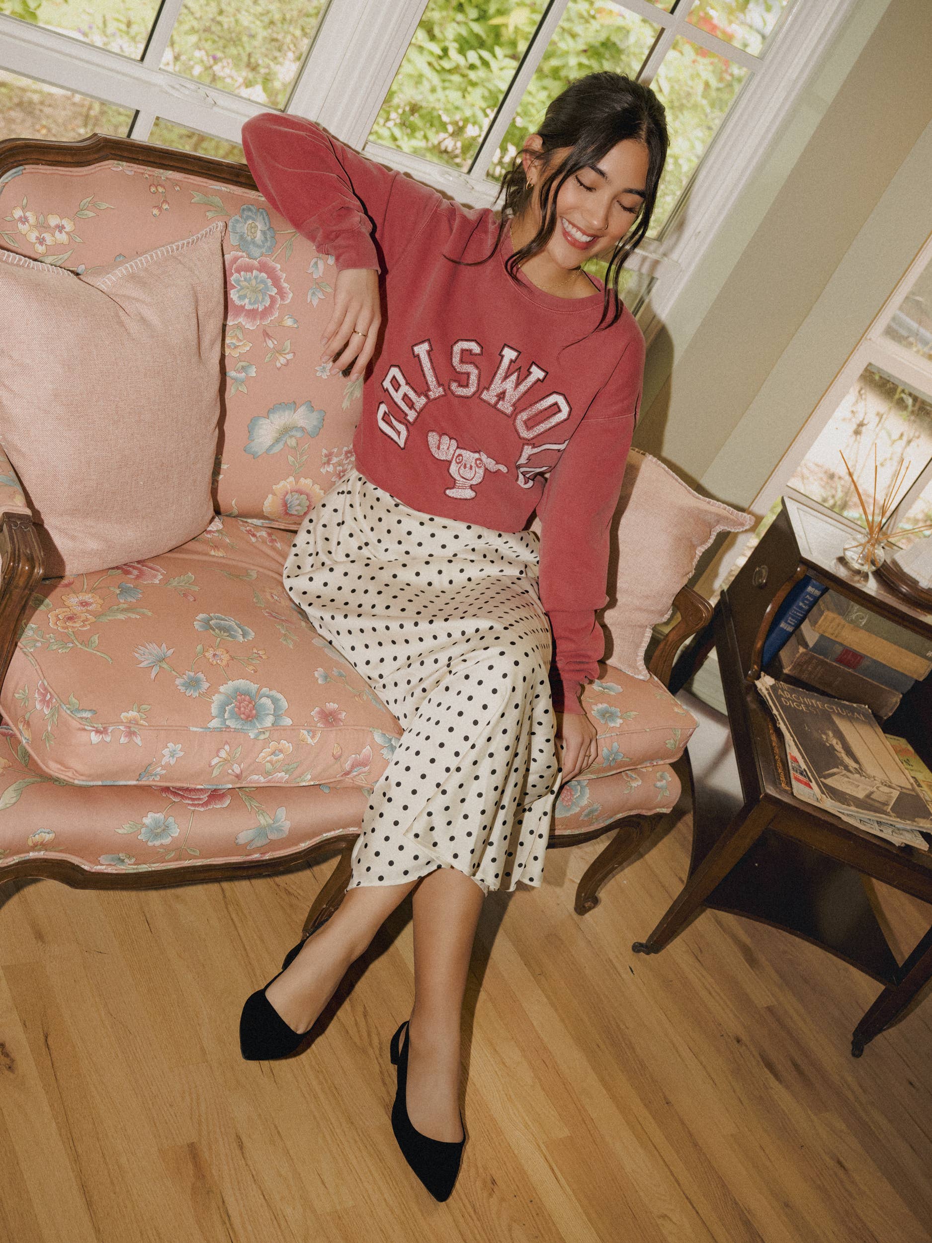 LivyLu - Wholesale Graphic Sweatshirt - Unisex - Griswold Christmas Crimson Graphic Sweatshirt4