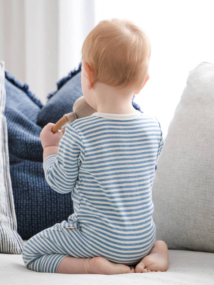 Lūmmi in Colour Babywear - Wholesale Jumpsuit - Baby - Comfy Baby Zip Growsuit - Blue stripes2