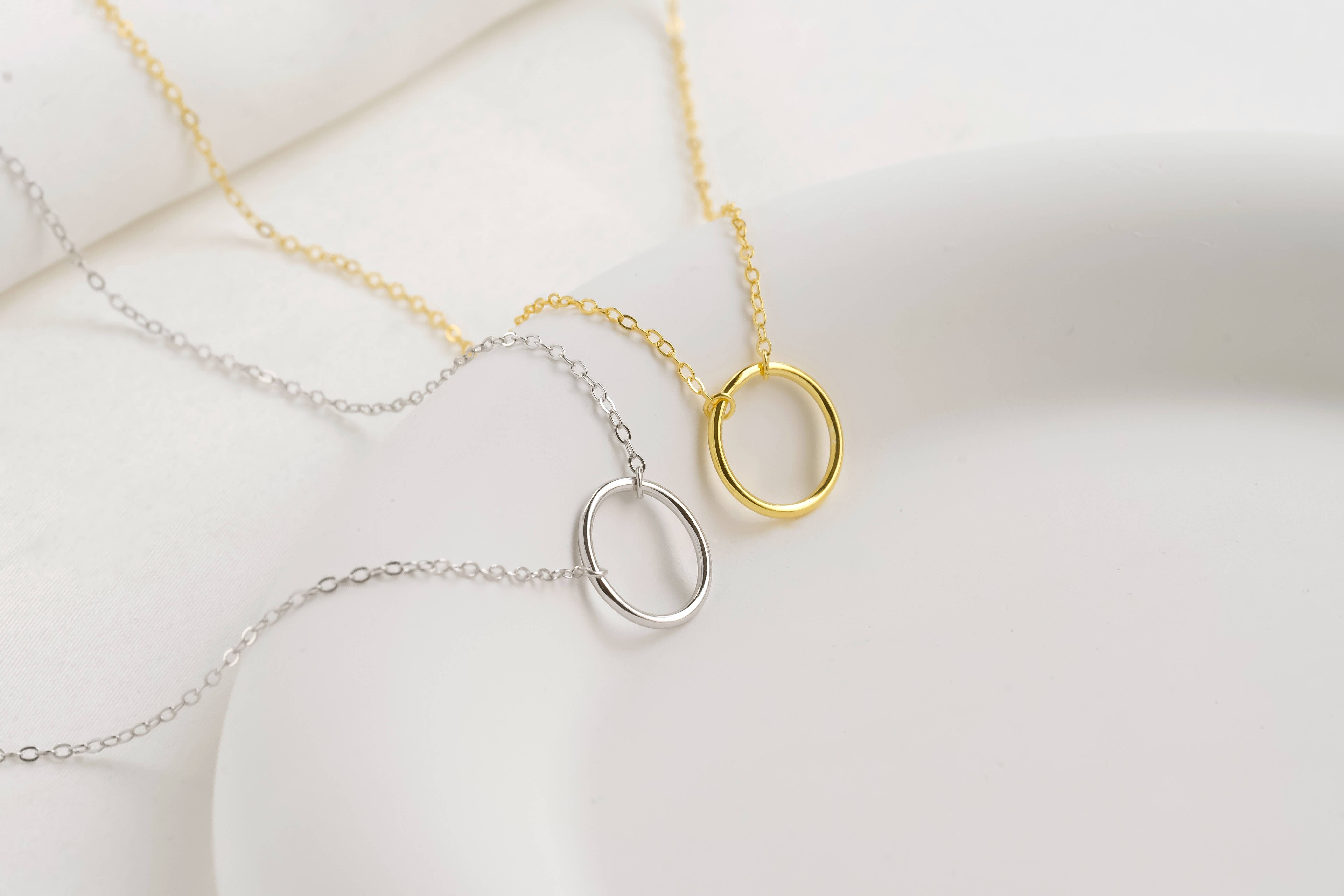 Blueyejewelry - Vendita all'ingrosso Collana con ciondolo/pendaglio - Collana con cerchi ad incastro - Collana con cerchi in argento 9256