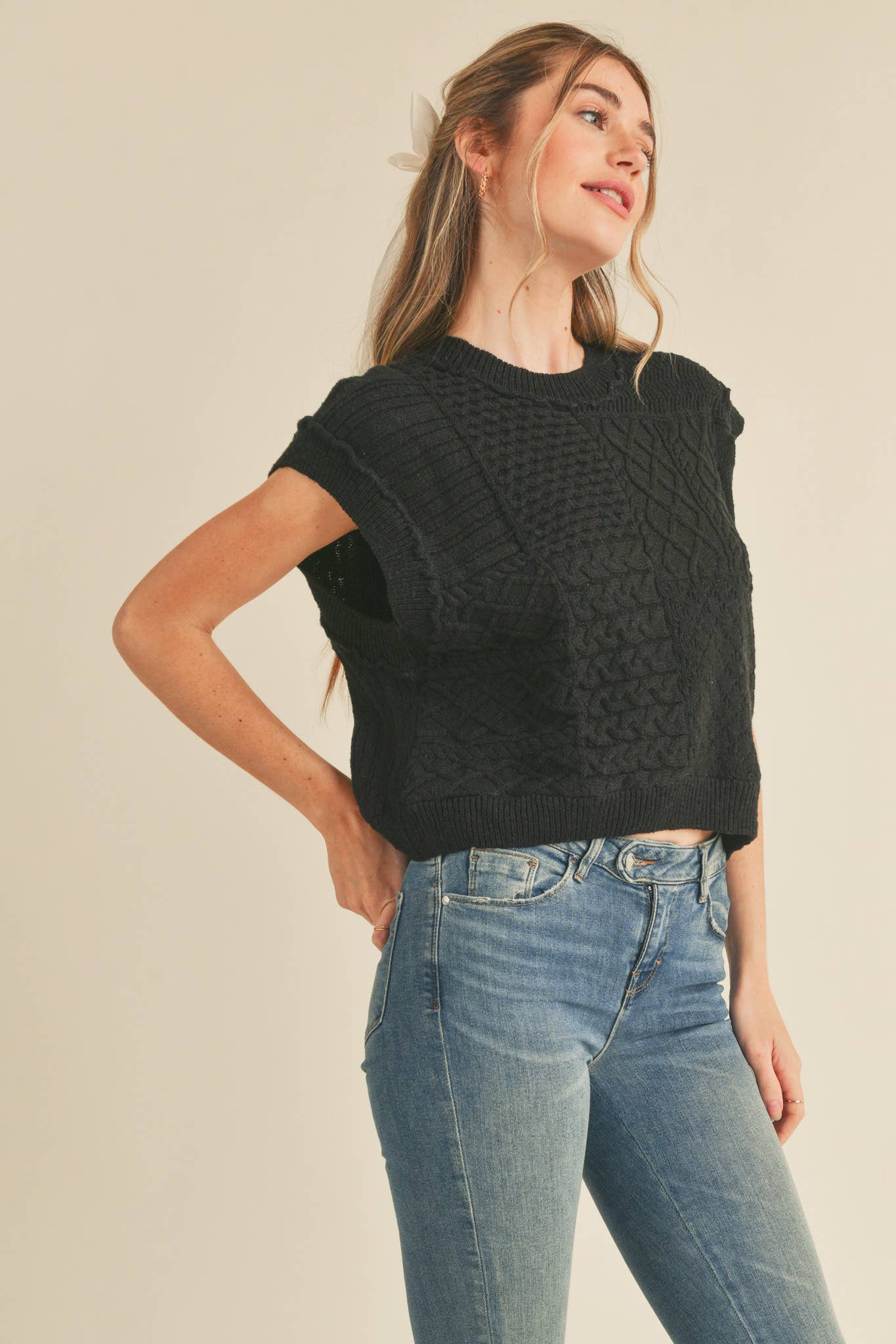 &MERCI – wholesale Tröjväst – Dam – MÖNSTRAD KABELSTICKAD VÄST MSW102233