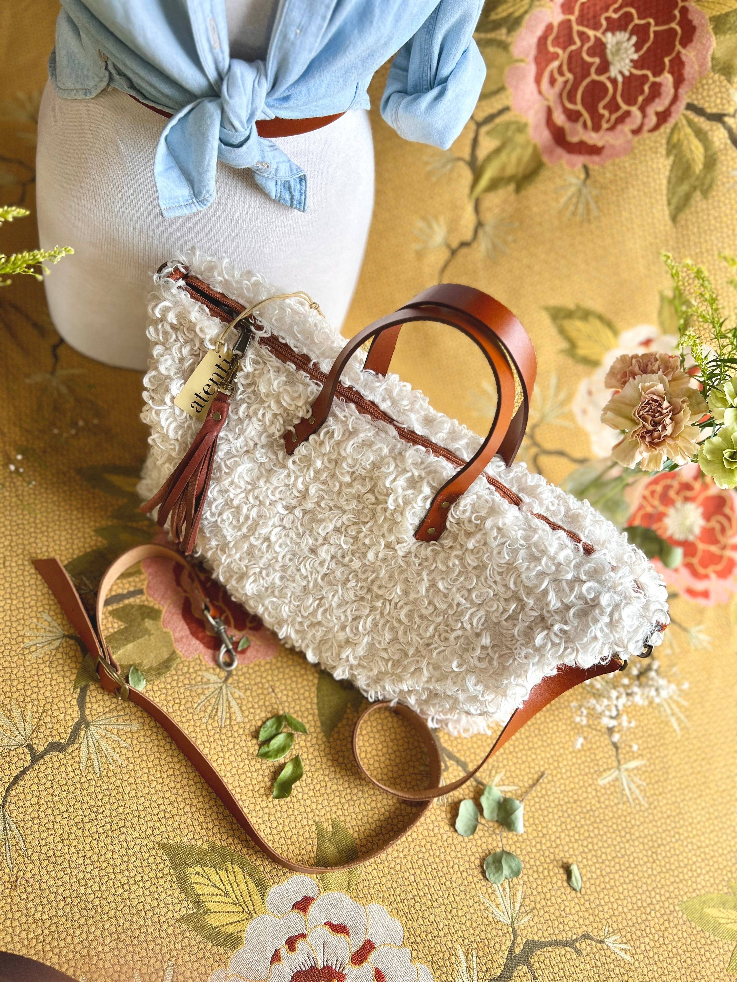 Atenti – wholesale Tote bag – Women's – USA Handcrafted Carryall Tote Bag: Curly Cute Buddy Bag1