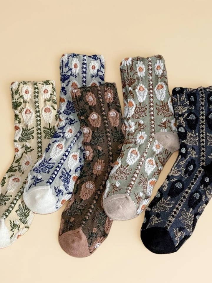Rufia - Vintage Oil Painting Floral Relief Socks for wholesale by Funkyrel® Atzbranding Limited
