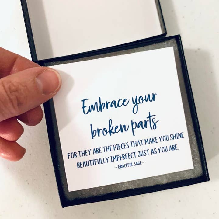 Graceful Sage - Vendita all'ingrosso Collana con ciondolo/pendaglio - Collana Kintsugi da donna, mini gioielli kintsugi delicati1