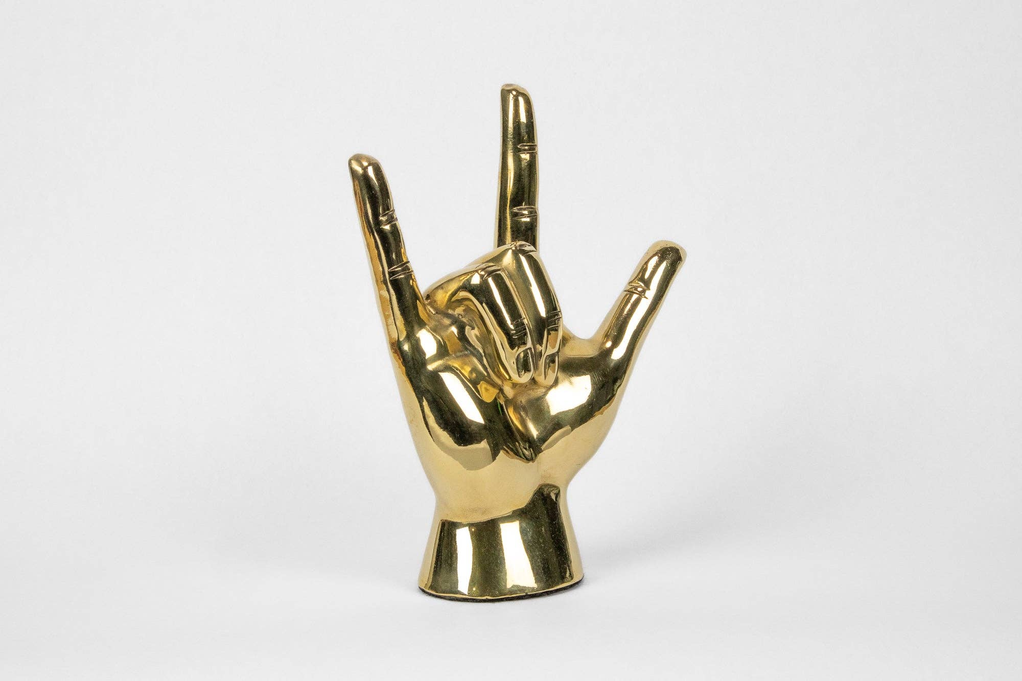 PRIZE - Wholesale Sculpture - The "I Love You" Hand Sign Sculpture in Brass2