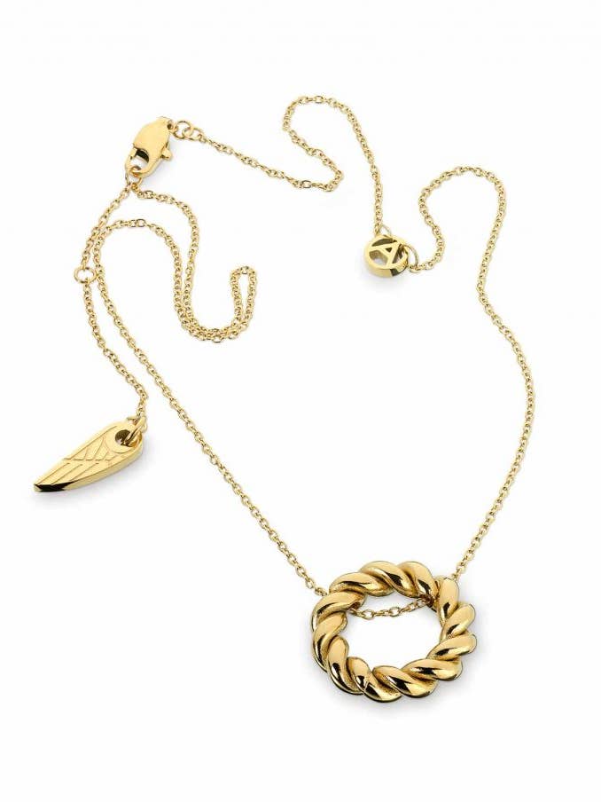 Guld sammenflettet halskæde på min vej for engroshandel hos Anjewels