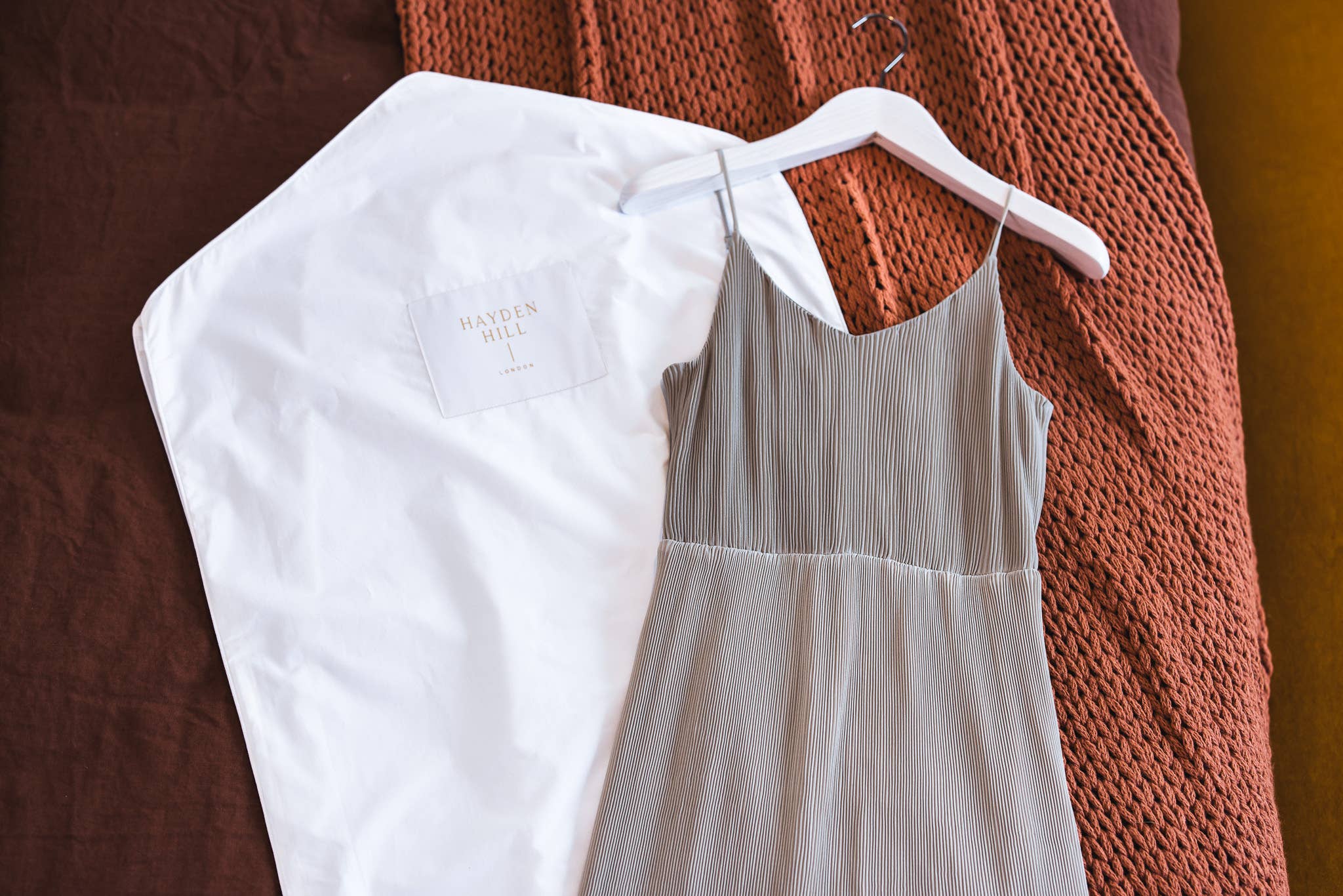 Hayden Hill London – wholesale Garment bag – unisex – Luxury Organic Cotton Garment Storage Bag - Long 58 Inch7