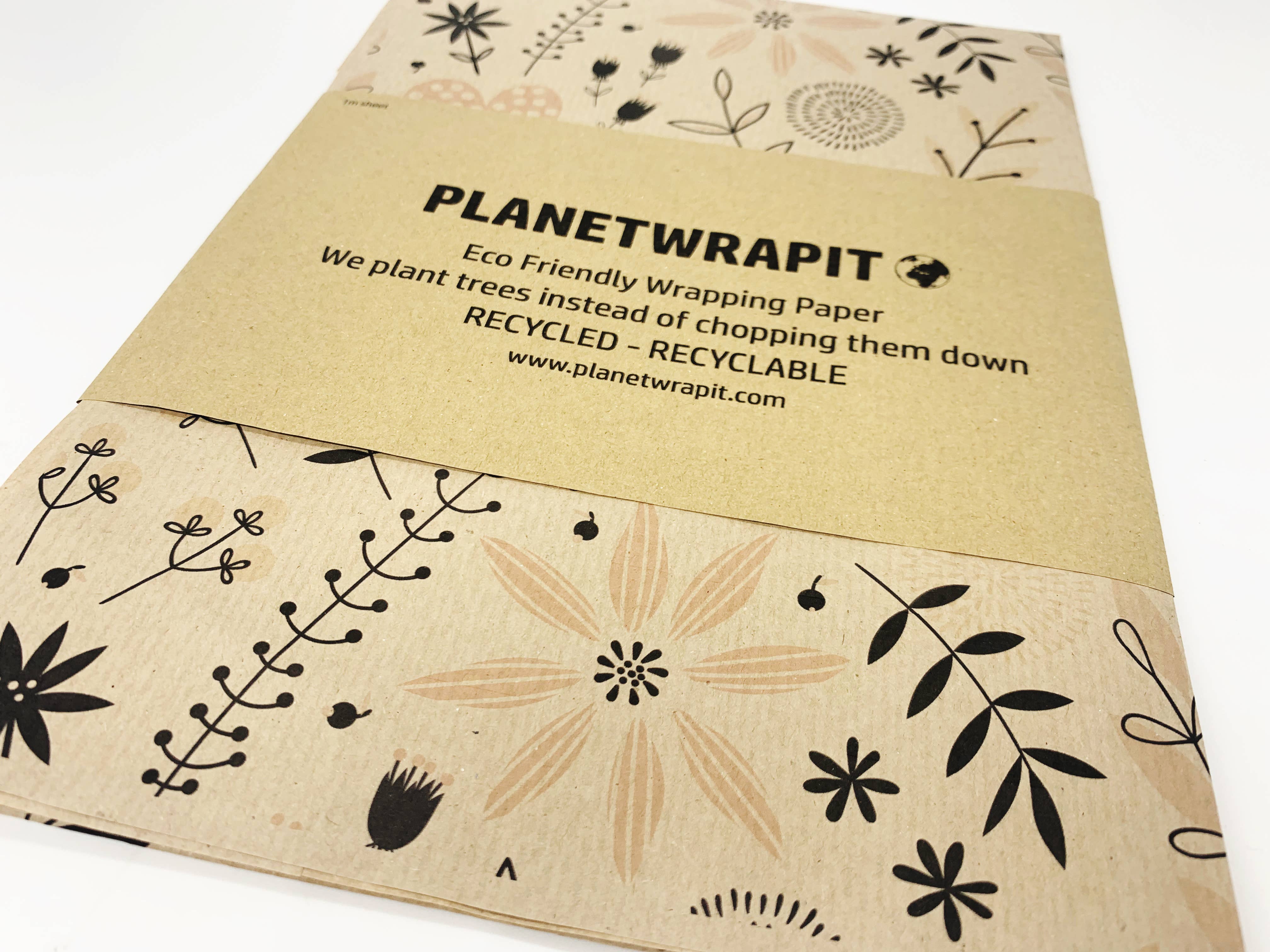 PlanetWrapIt – wholesale Omslagspapper – PlanetWrapIt återvunnet miljövänligt kraftpapper med vårträdgårdsmotiv2