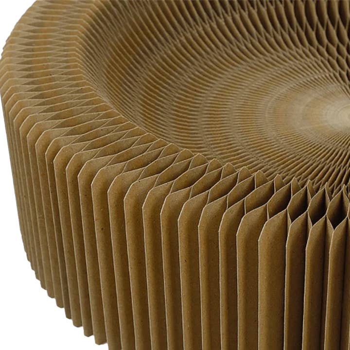 Travel Cat | Your Cat Backpack - Wholesale Pet Scratcher - Cat - "The Accordion" Travel Cardboard Bed & Scratcher