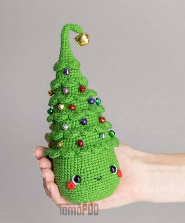 TOMOPOD LLC - Wholesale Christmas Decoration - Crochet Christmas Tree Gnome, Amigurumi Winter Holiday Gift3