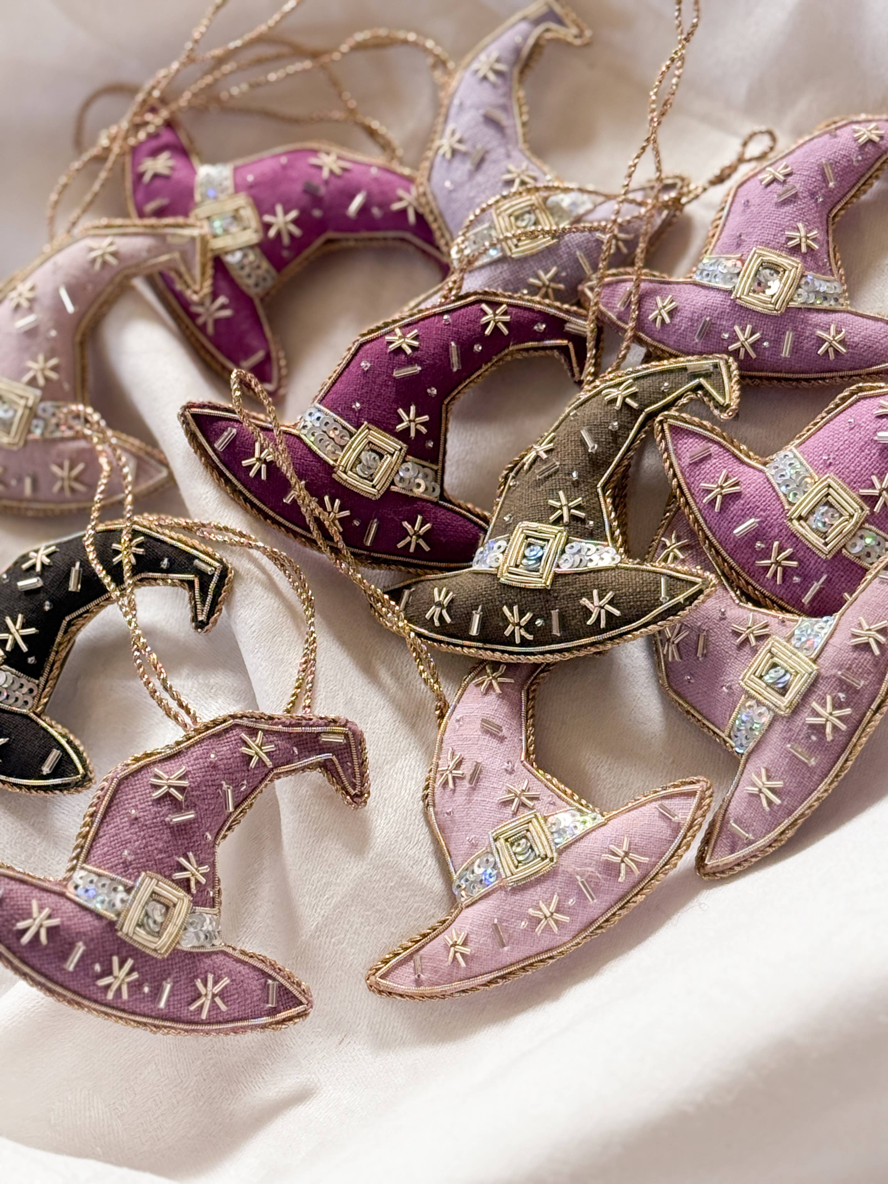 Katie Larmour Linen – wholesale Ornament – Midnight Mauve Purple Handmade Witches Hat Linen Halloween2