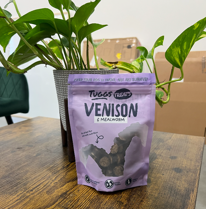 Tuggs – wholesale Pet treats – Dog – Tuggs Venison and Mealworm Treats2