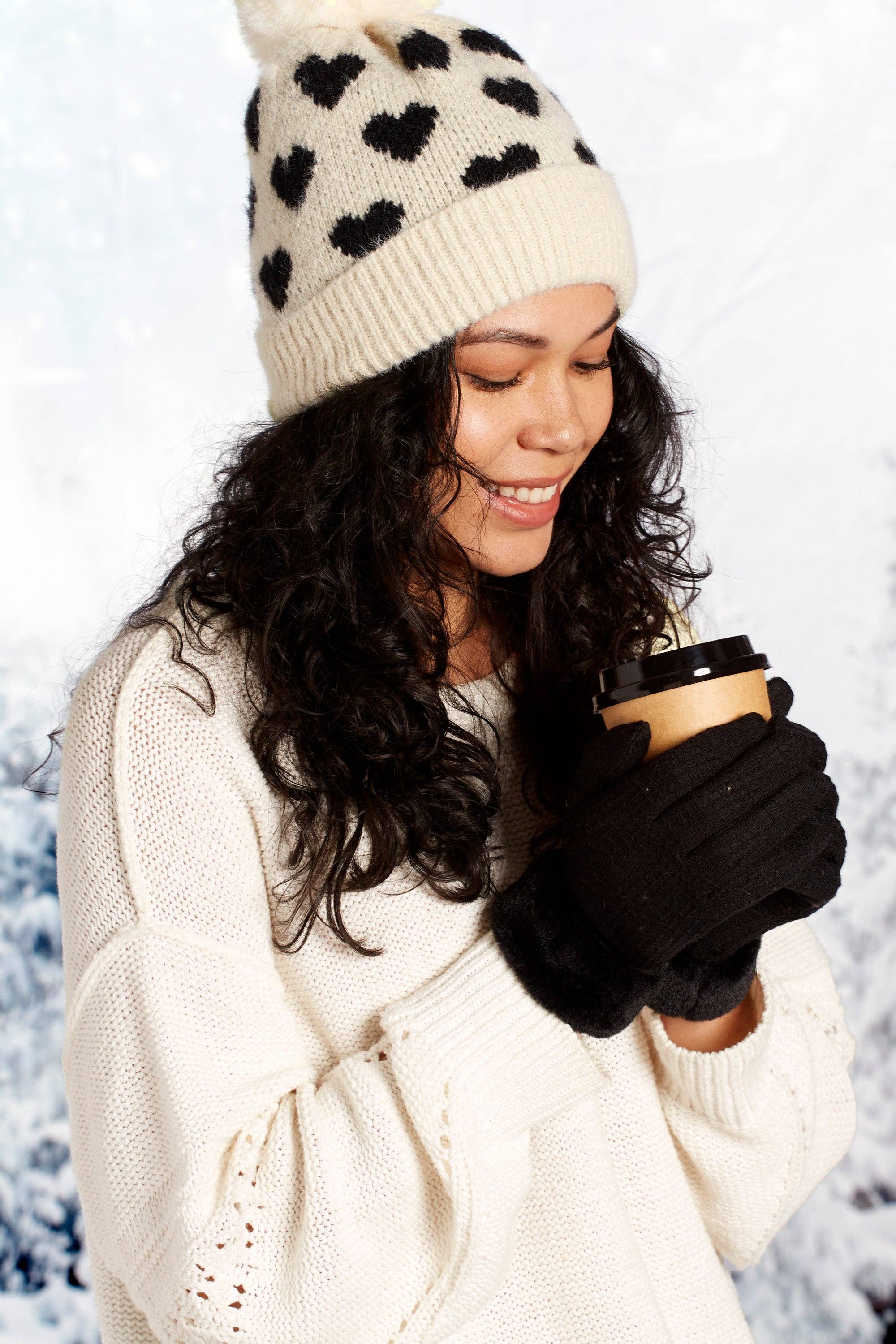 Hadley Wren – Gorro - Mulher por atacado – Gorro Coração - Creme1