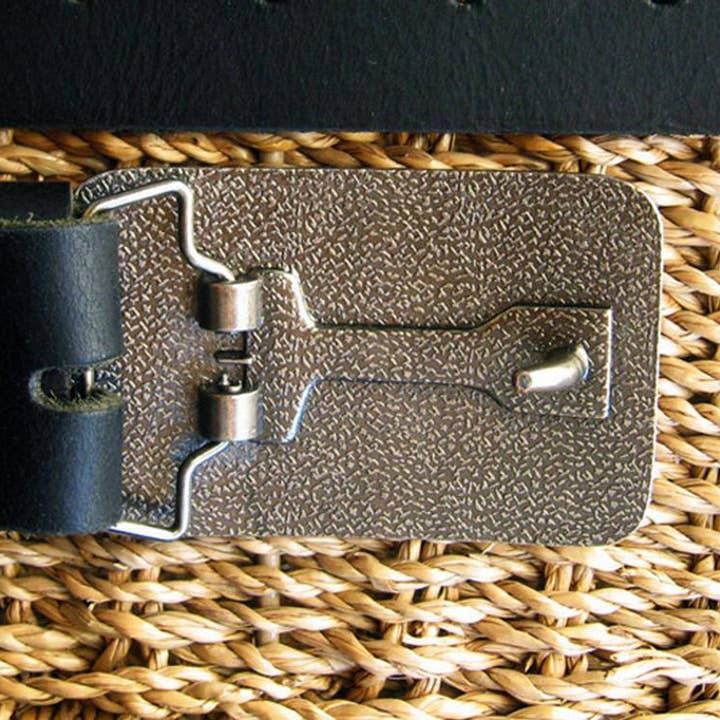 Bungalow Blue Trading Co - Wholesale Belt Buckle - Women's - Floral Bee Belt Buckle