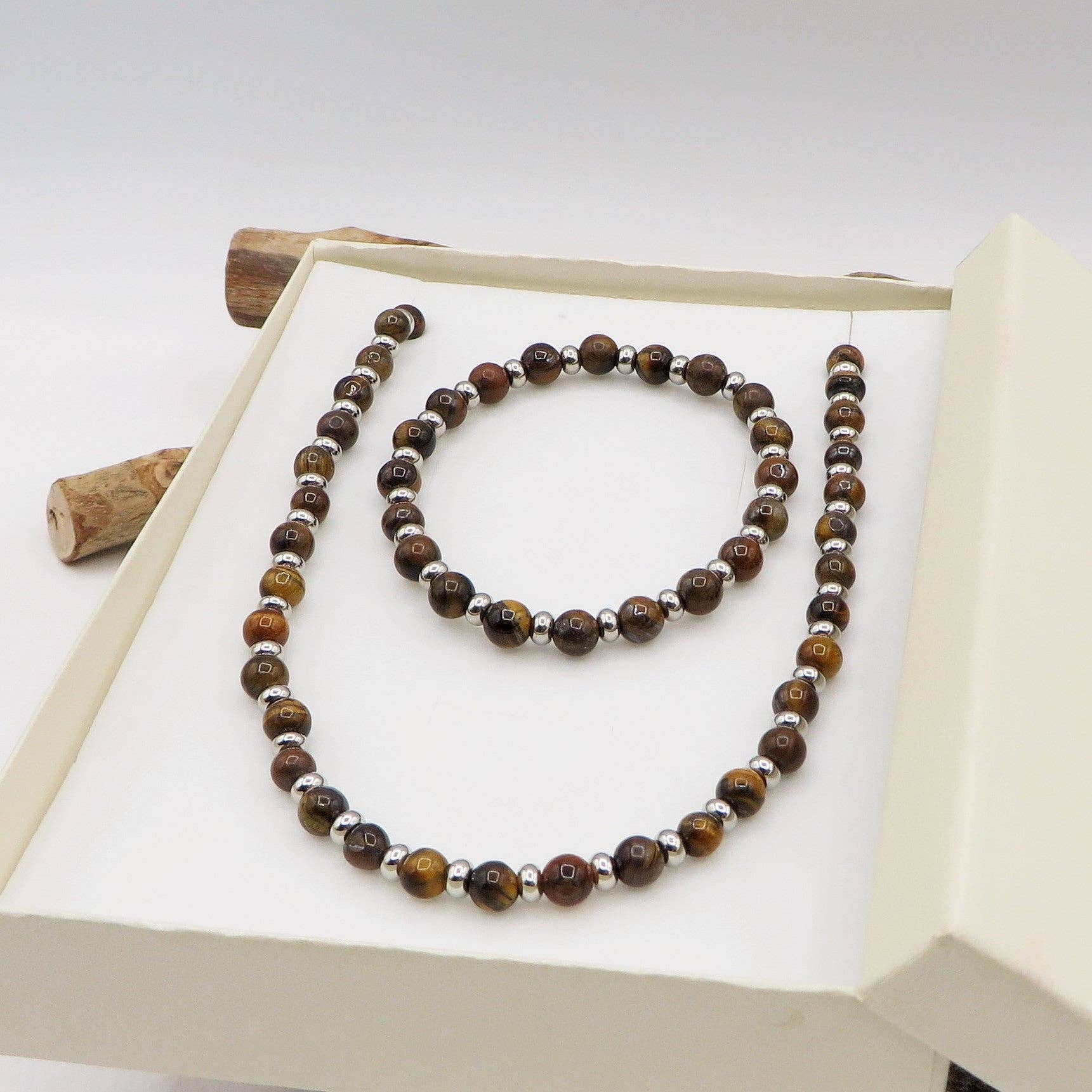 TIGERAUGE + STAHL SET NATÜRLICHER TIGERAUGE - HERREN - Halskette + Armband EDELSTAHL für den Großhandel auf Faire1