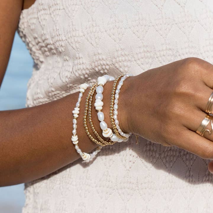 Ke Aloha Jewelry - Wholesale Beaded Bracelet - Silver Puka Shell Pearl Bracelet - Maka4