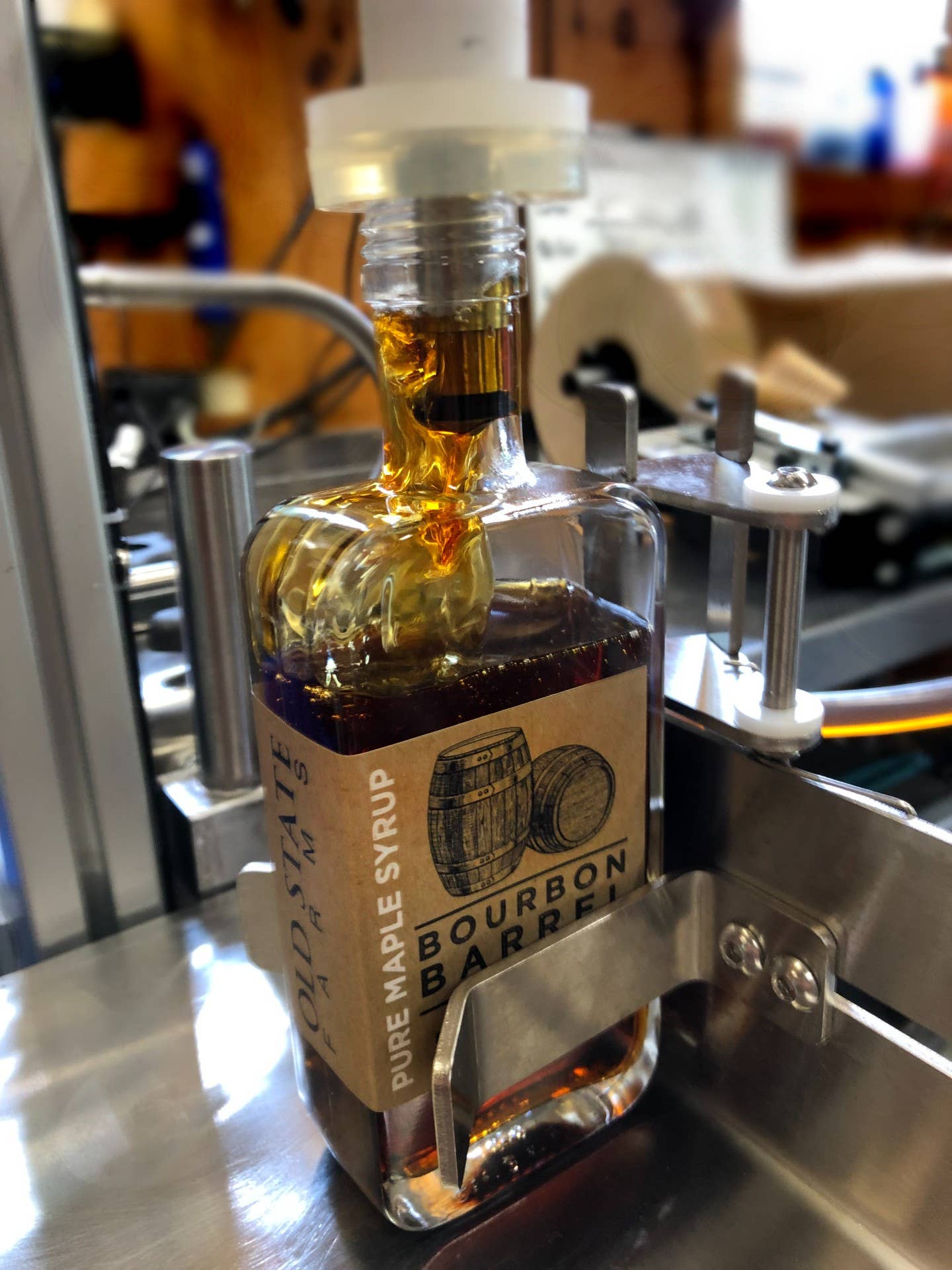 Old State Farms - Vendita all'ingrosso Sciroppi d'acero - 6 Bourbon Botte Invecchiata/6 Cannella Vaniglia Infuso3