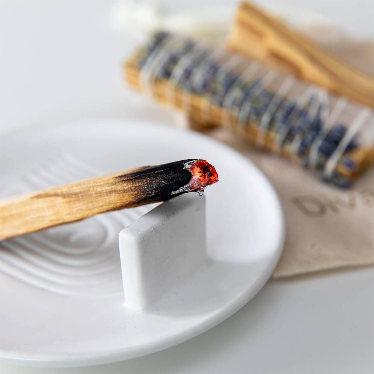 Divasya - Wholesale Incense - Palo Santo Incense | Starter Set for Yoga & Meditation | with & without Incense Bowl6