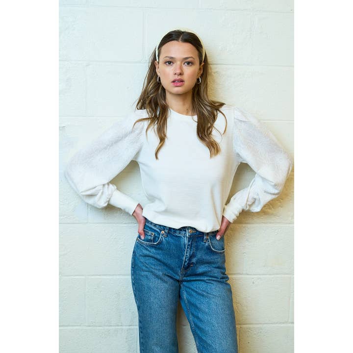 The GREii - Wholesale Sweatshirt - Women's - Floral Textured Sweatshirt