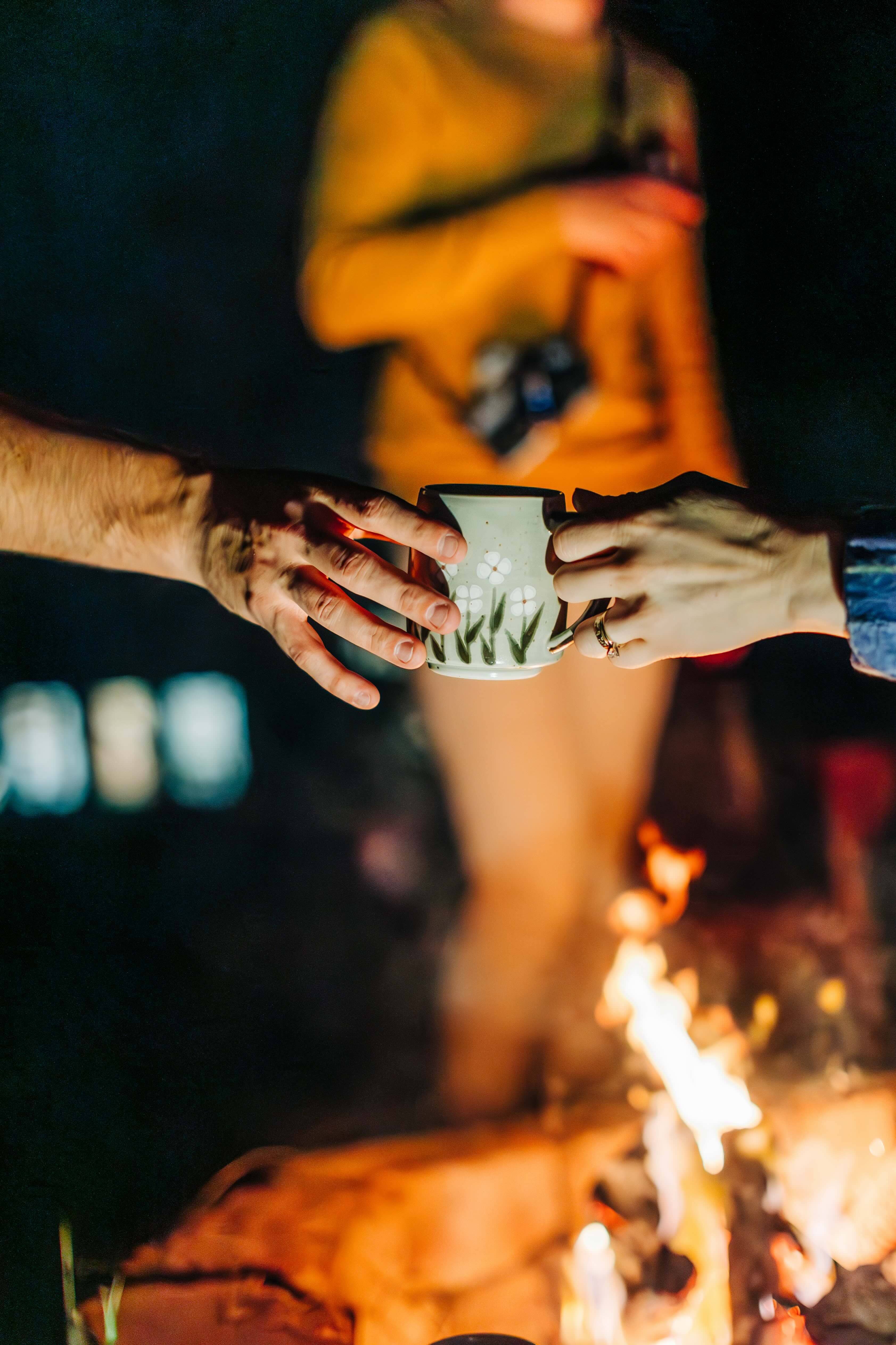 Jean's Apothecare - Wholesale Loose Tea - Fireside | Cacao & Spiced Black Tea for a Cozy Holiday 6