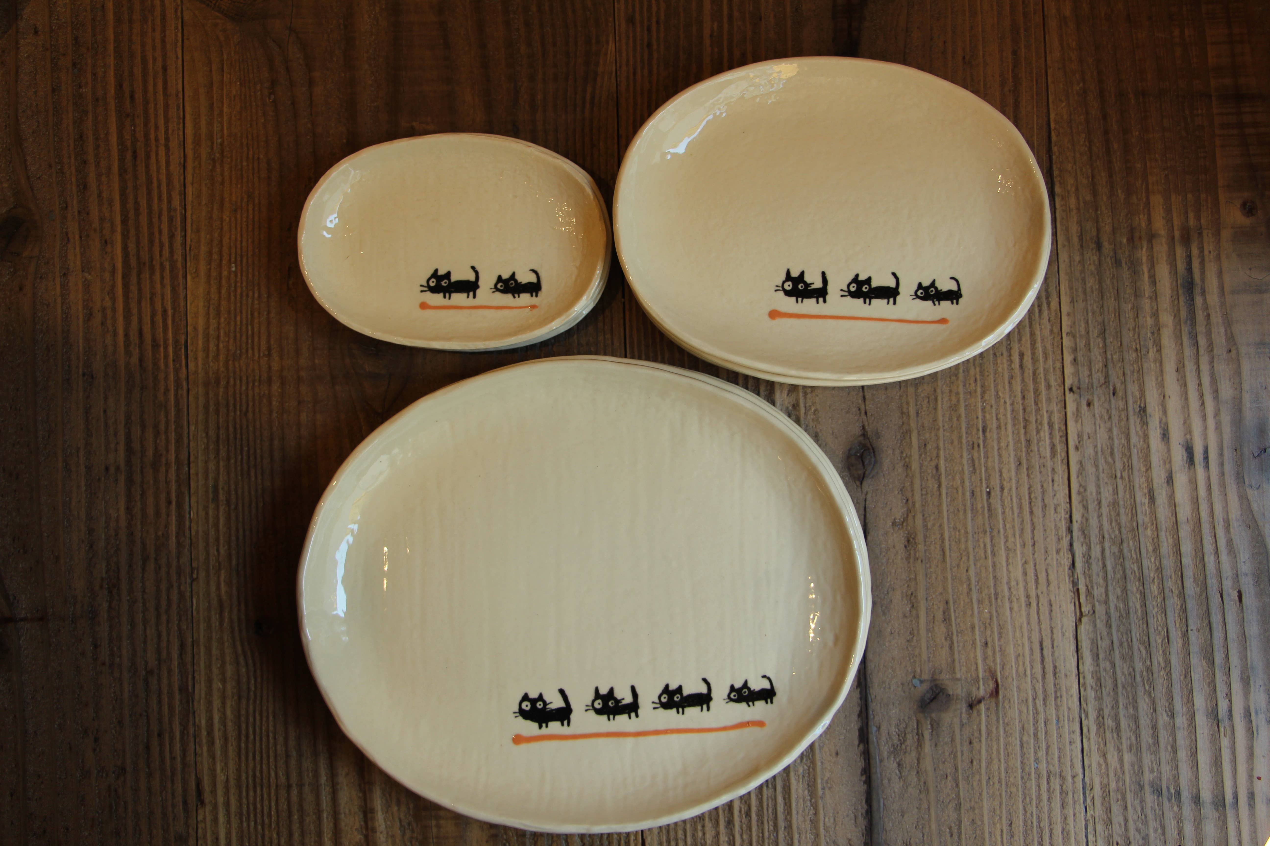 Japacolle — Japan Collections | See Latest News in "About" – Großhandel Essteller – Kind & Baby – Souen ovale Platte S mit Katzenmotiv8