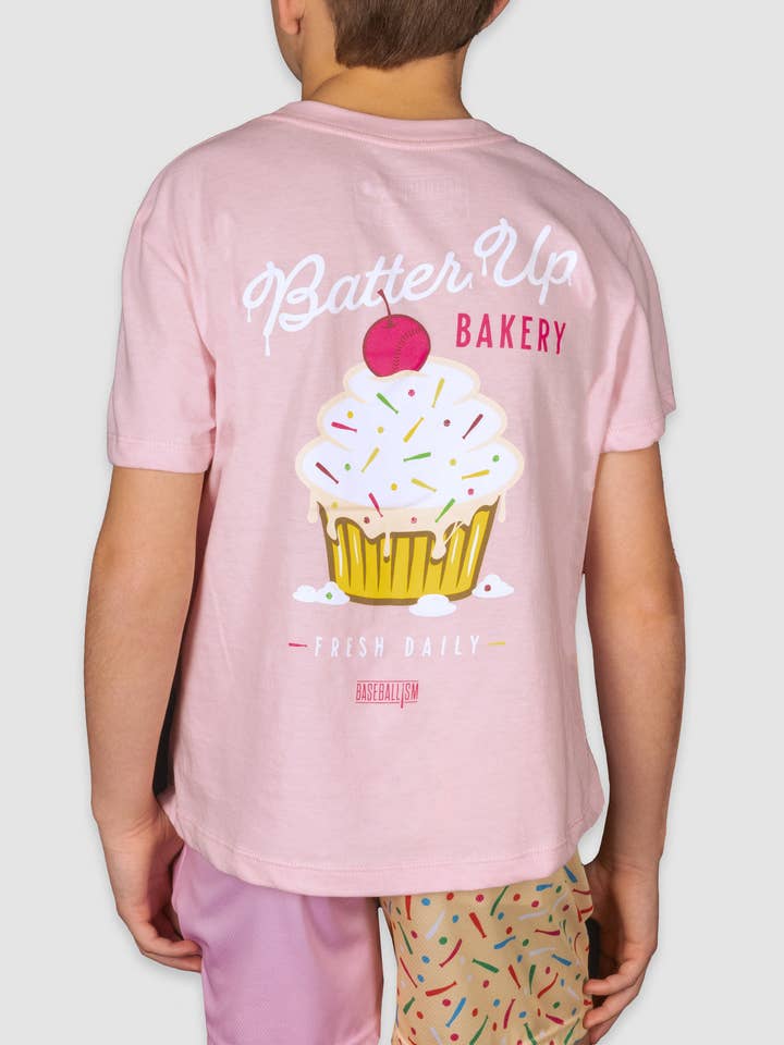 Baseballism – Engroshandel T-shirt med serigrafitryk – til børn – Batter Up Bakery Konfetti Cupcake T-Shirt - Ungdom2