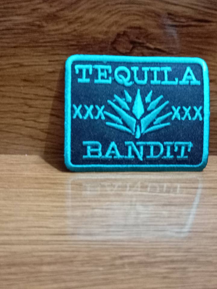 Parches bordados de Tequilla Bandit Teal. para venta al por mayor de Icon Punch