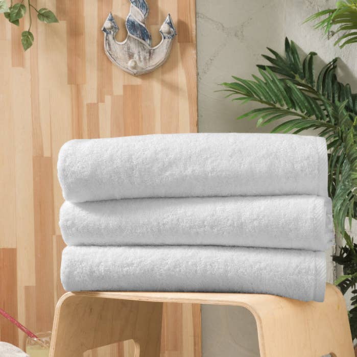 Globaltex Fine Linens - Wholesale Beach Towel - White Pool and Beach Towel0