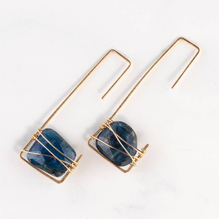 Indiana Earrings for wholesale by Niyol Jewelry