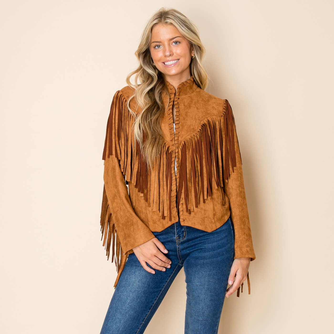 W.A.Y. --Wonderful And Young - Vendita all'ingrosso Giacca - Donna - GIACCA CON FRANGE W.A.Y IN PELLE SCAMOSCIATA CON DETTAGLIO A TRECCIA1