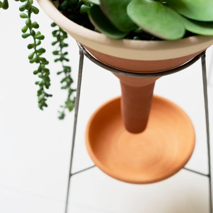 Kalalou - Wholesale Vase - Set of Three Table Top Clay Funnel Vases with Wire Base