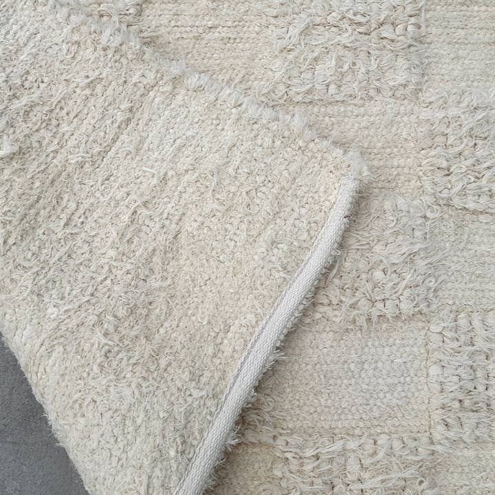 AFK Living - Wholesale Area Rug - Hand-woven recycled cotton rug SUAVE10