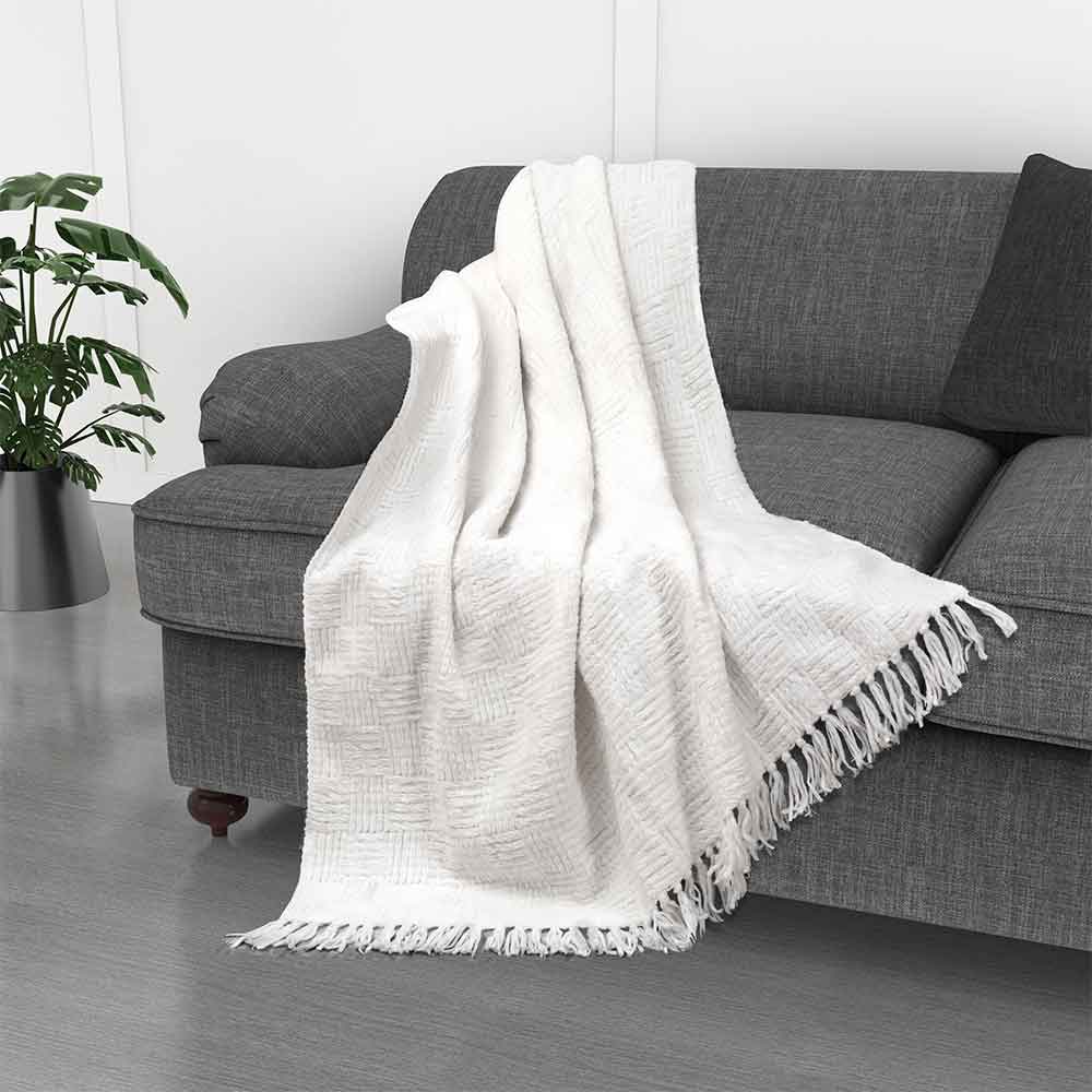 Bed Bath Fashions - Vente Plaids - Plaid panier à franges en chenille surdimensionné Kathy Ireland2