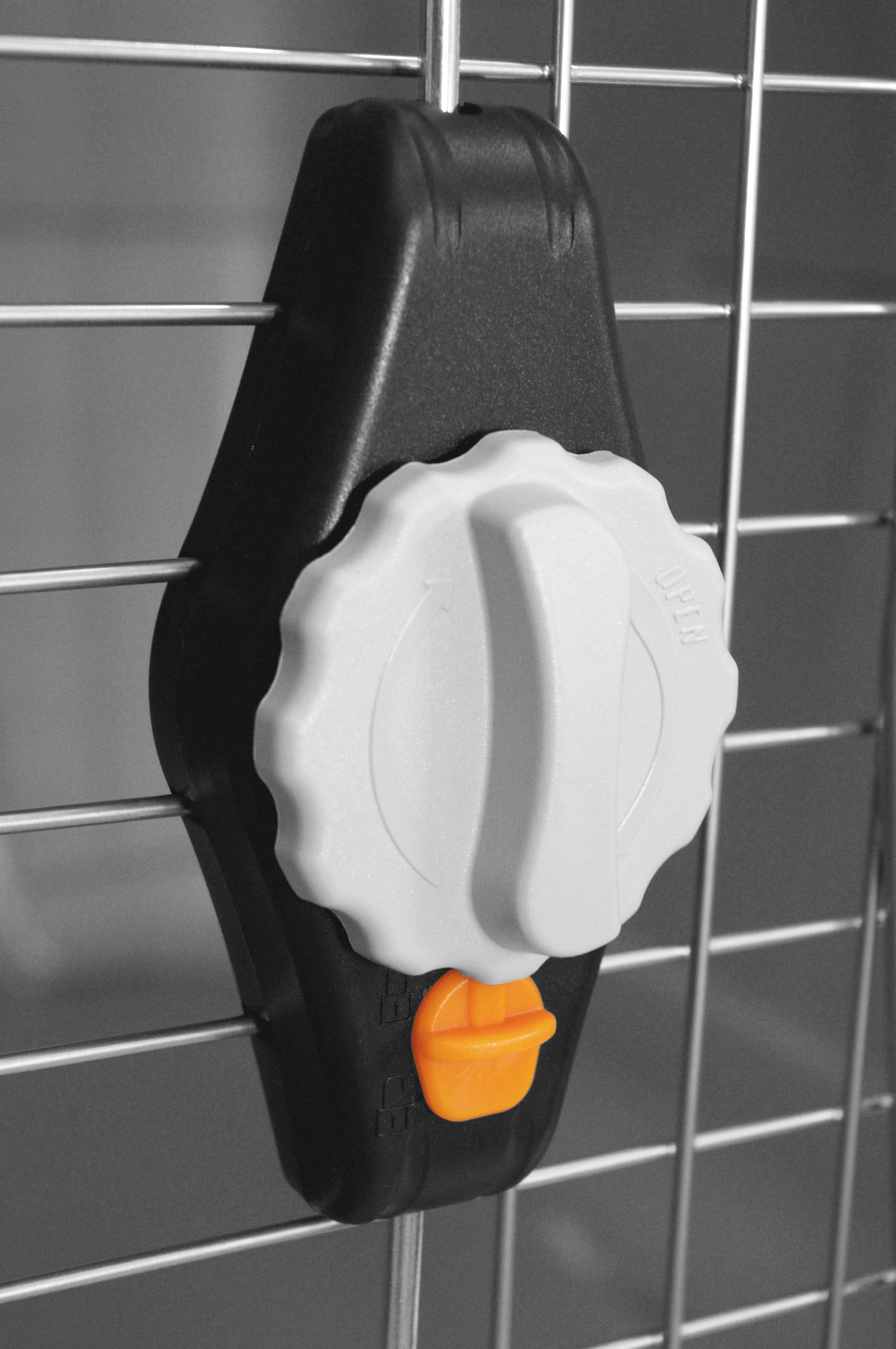 Grey Carrier Bracco Dog Carriers for wholesale on Faire40