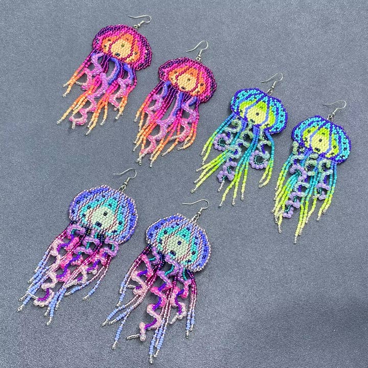 Mio Queena - Vendita all'ingrosso Orecchini pendenti - Orecchini pendenti con frange di perline colorate a forma di medusa - SB