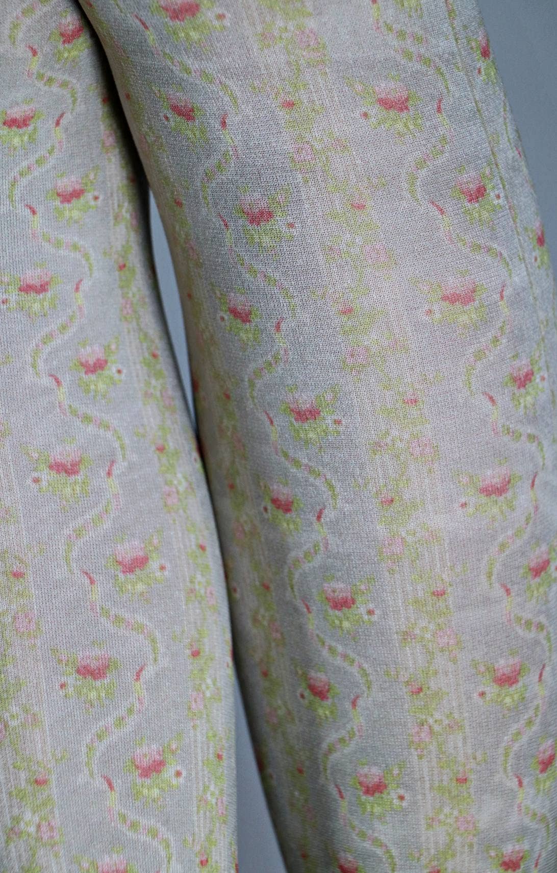 Tabbisocks - Wholesale Tights - Women's - Victorian Stripe1