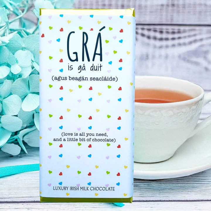 Liefde is alles wat je nodig hebt en een beetje. voor wholesale door Sweet Living Kilkenny