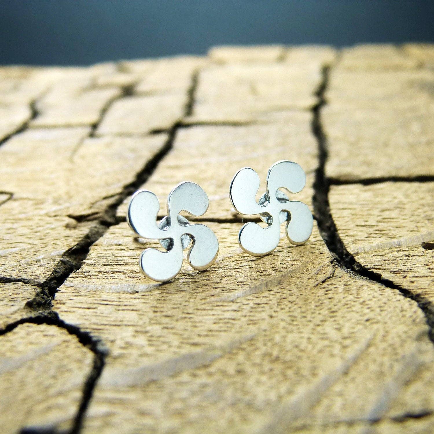 Plataica - Wholesale Stud/Post Earrings - 925 silver Lauburu earrings4