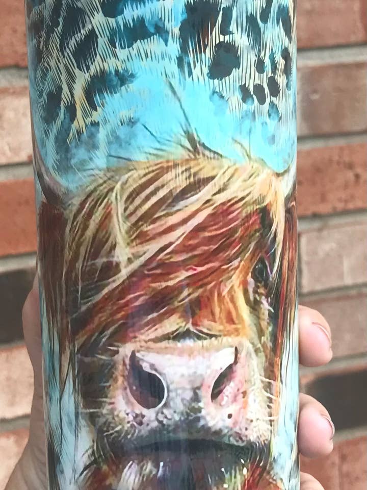 Shaggy ko 20 uns mager sublimering tumbler för wholesale av Andi’s Shoppe