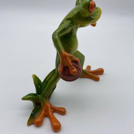 Deal1Sales - Wholesale Decorative Figurine - Glazed Red Eyed Tree Frog with Basket Ball Figurine