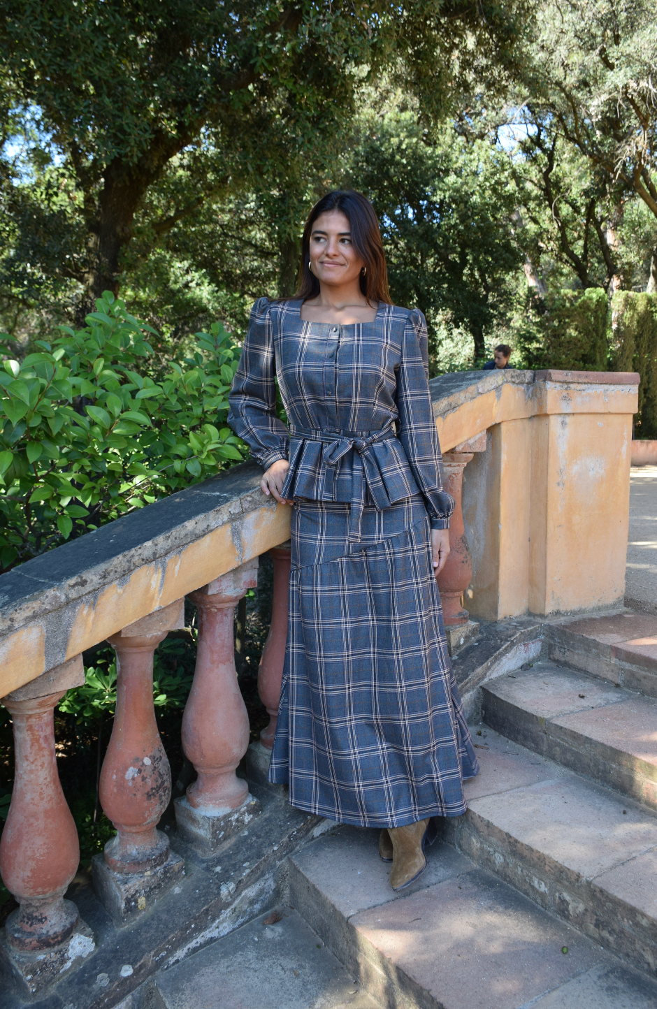 MindTraveler - Wholesale Skirt - Women's - Beth Plaid Skirt Gray1